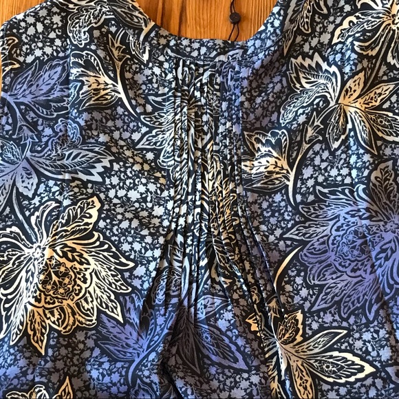 NYDJ Sleeveless Blouse NWT - Picture 2 of 5